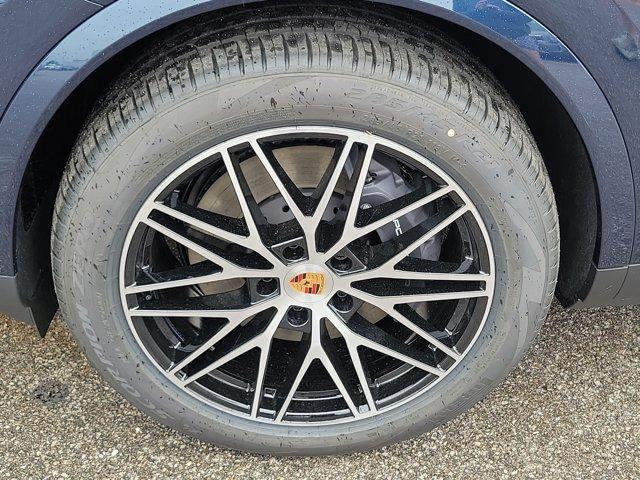 new 2026 Porsche Cayenne car, priced at $113,570