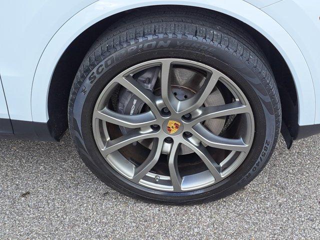 used 2022 Porsche Cayenne car, priced at $51,900