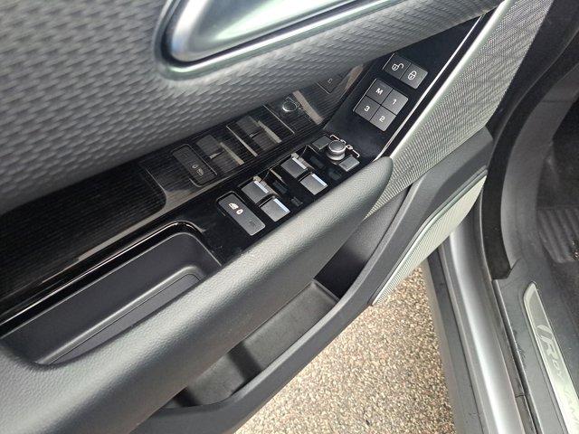 used 2020 Land Rover Range Rover Velar car, priced at $25,500