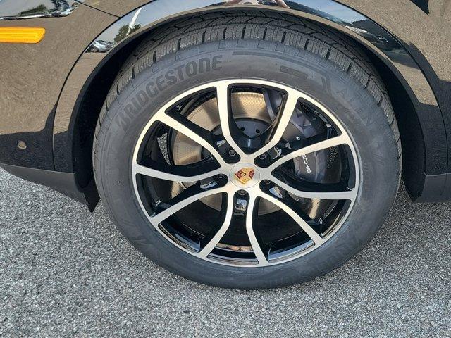 new 2026 Porsche Cayenne car, priced at $113,080