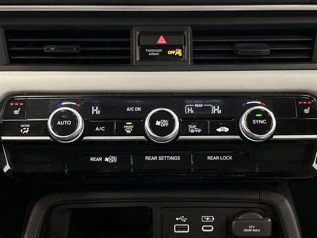 used 2023 Honda Pilot car, priced at $35,100