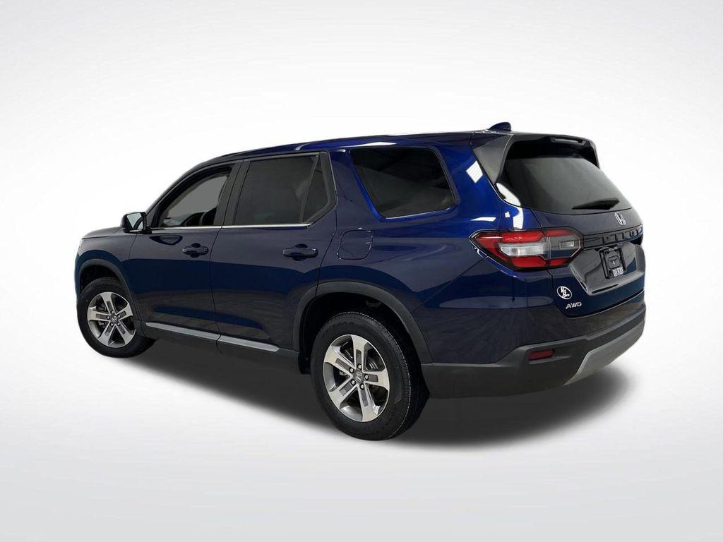 used 2023 Honda Pilot car, priced at $35,100