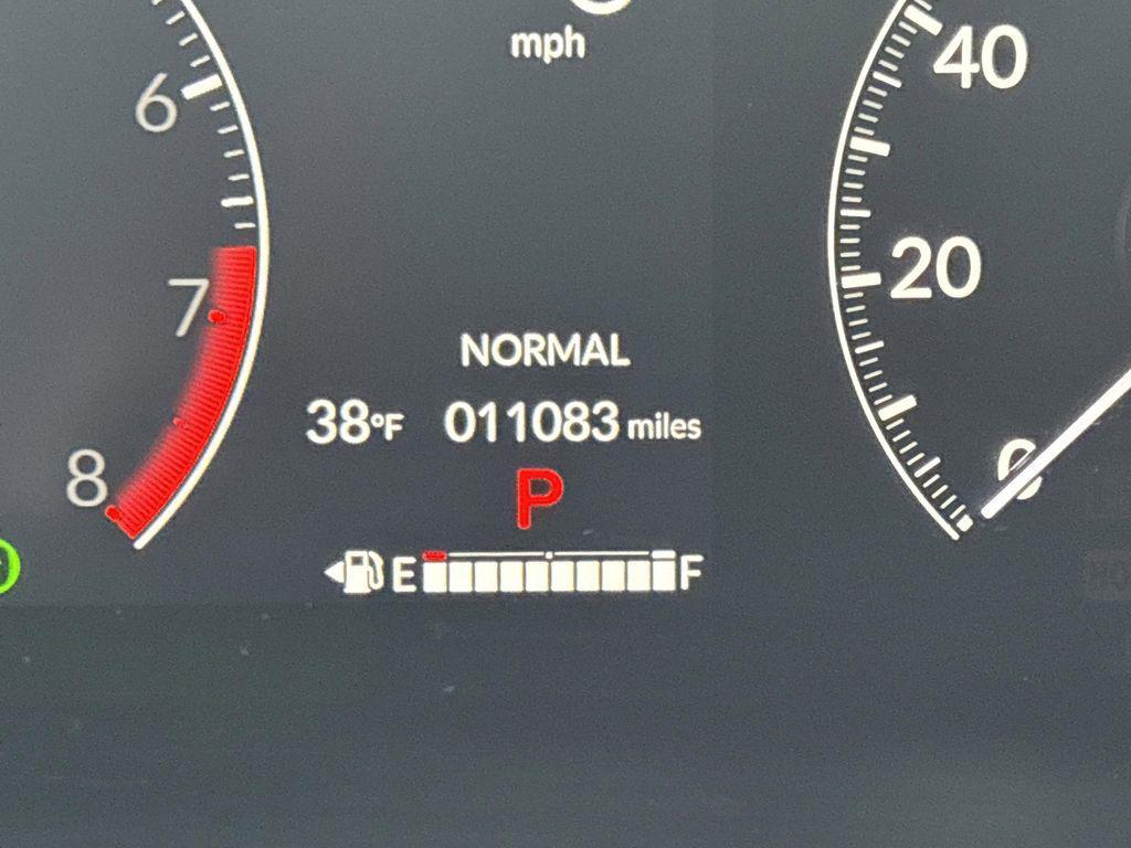 used 2025 Honda HR-V car, priced at $24,500