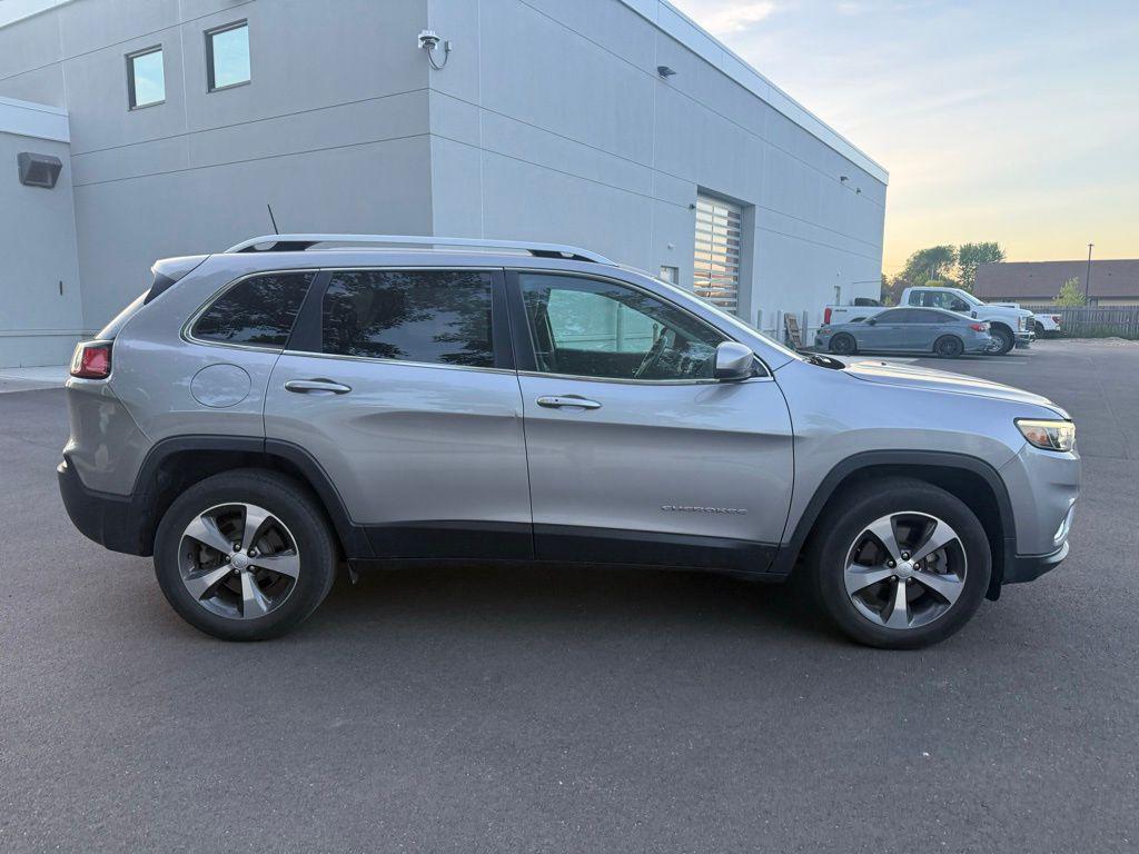 used 2019 Jeep Cherokee car, priced at $17,494