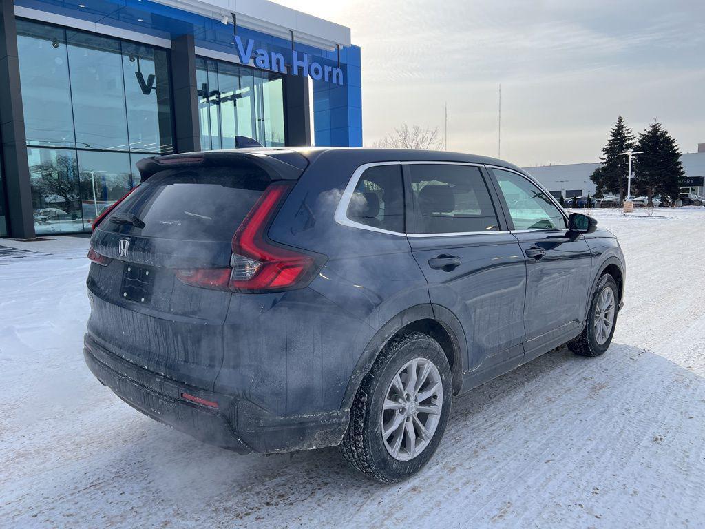 used 2023 Honda CR-V car, priced at $31,000