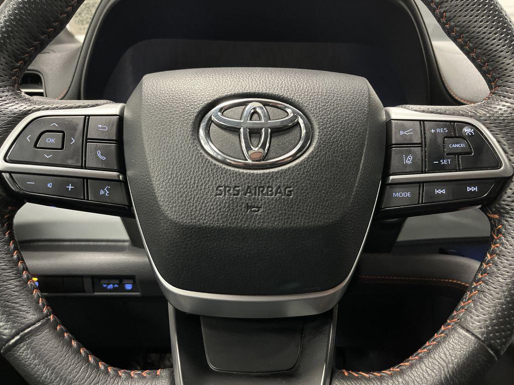 used 2024 Toyota Sienna car, priced at $46,900