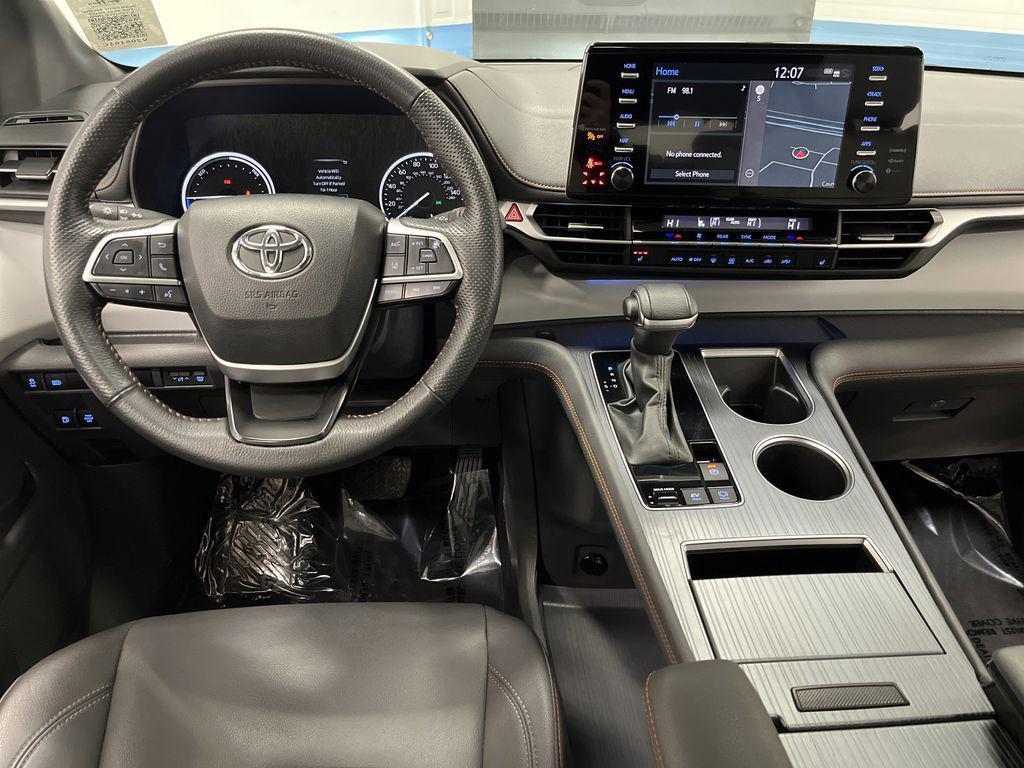 used 2024 Toyota Sienna car, priced at $46,900