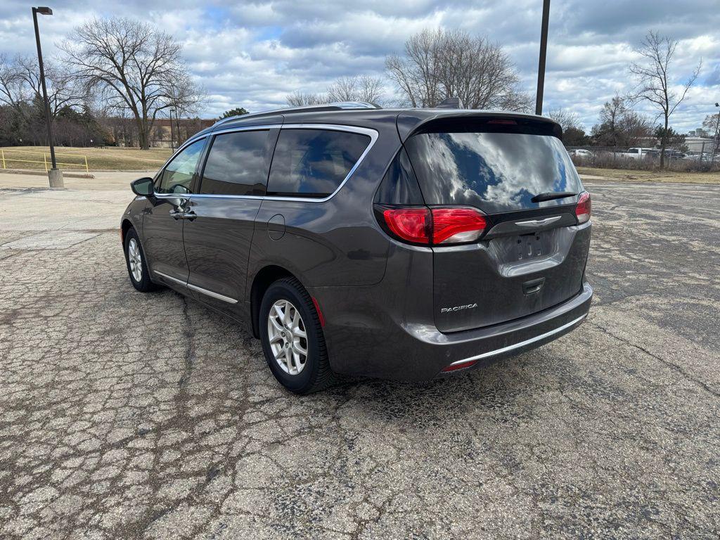 used 2020 Chrysler Pacifica car, priced at $14,711