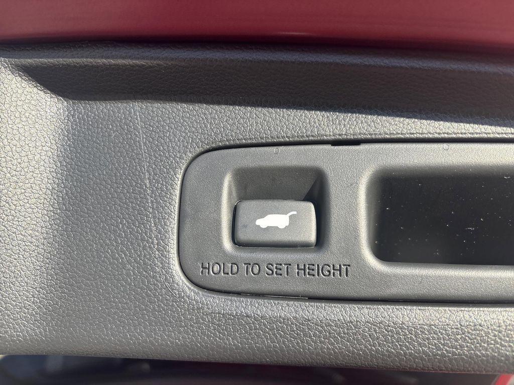 used 2025 Honda CR-V Hybrid car, priced at $36,300