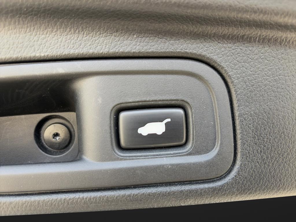 used 2017 Honda Pilot car, priced at $19,695