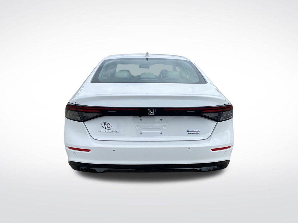 new 2025 Honda Accord Hybrid car, priced at $38,152