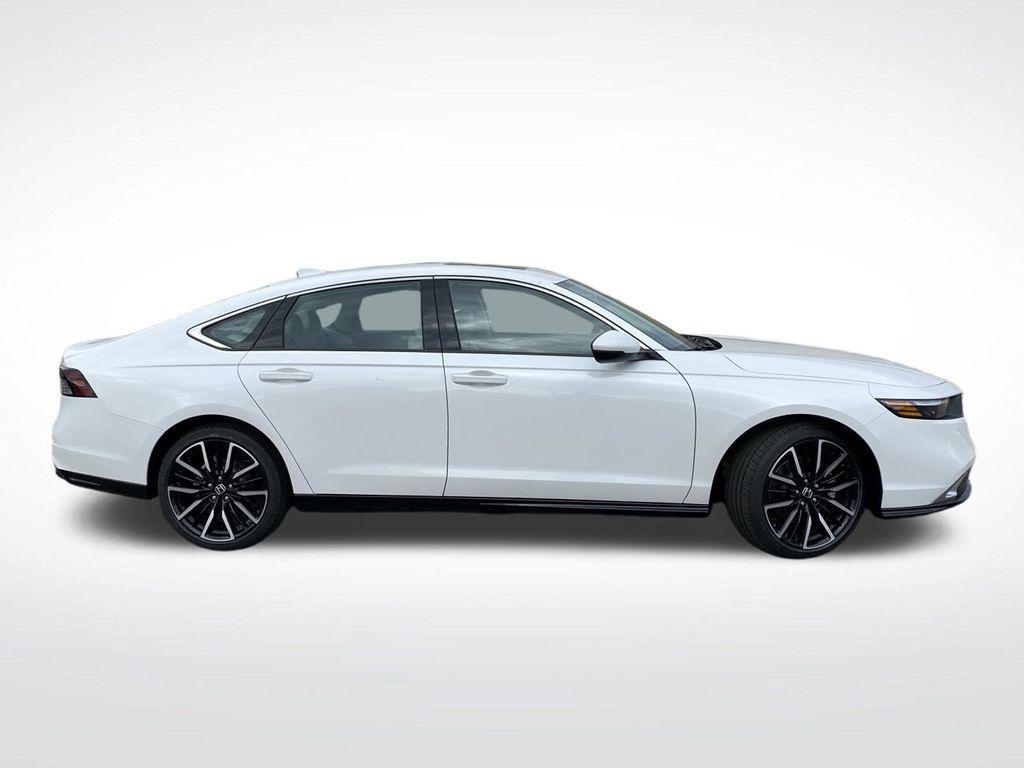new 2025 Honda Accord Hybrid car, priced at $38,152