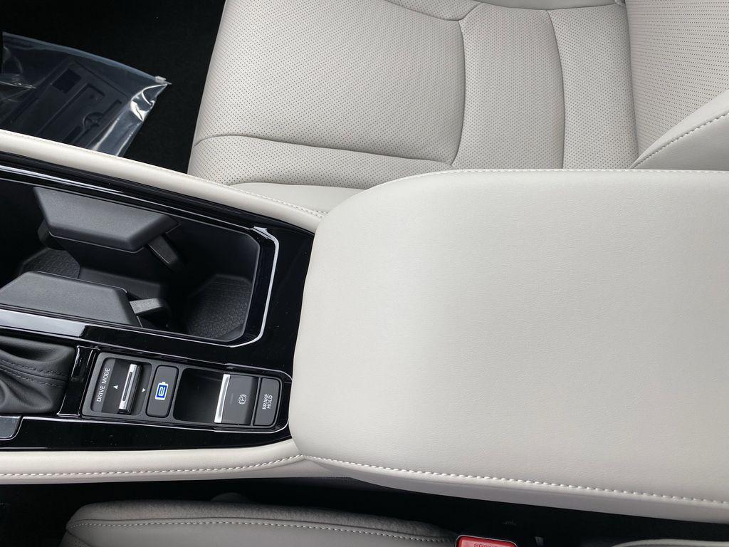 new 2025 Honda Accord Hybrid car, priced at $38,152