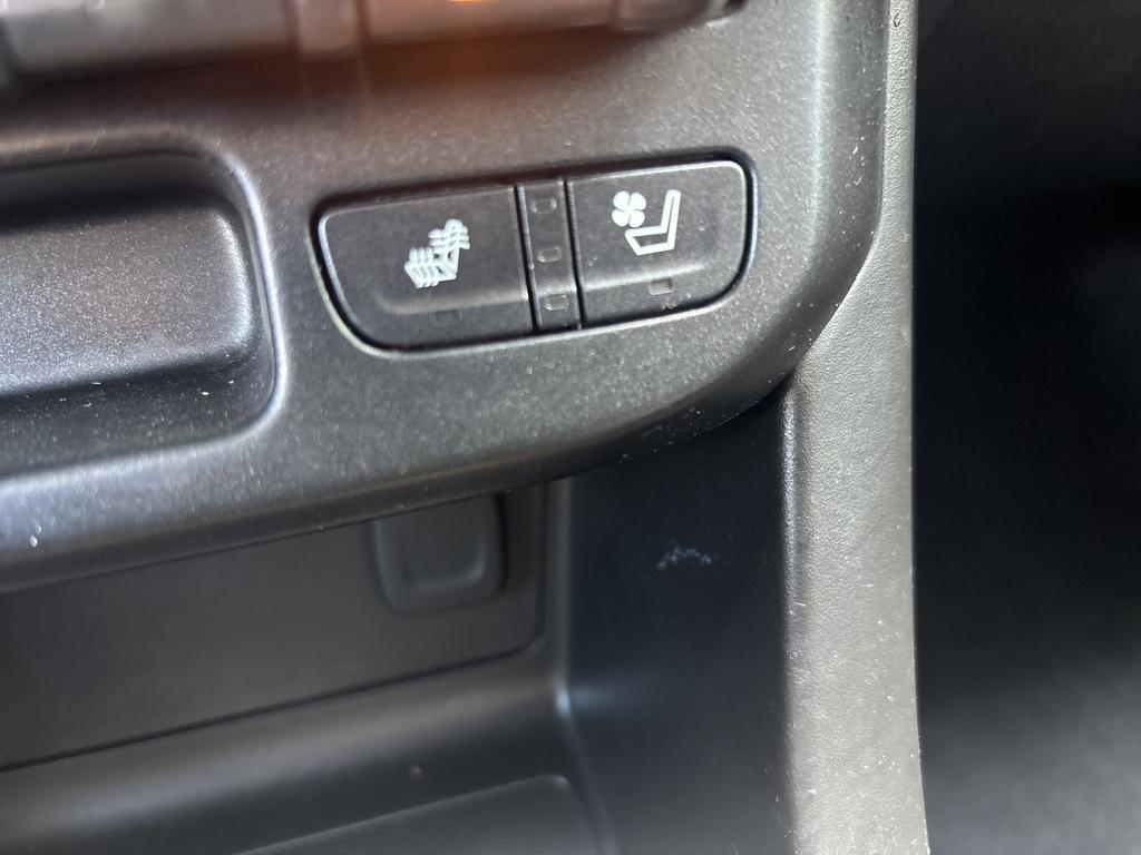 used 2020 GMC Canyon car, priced at $27,499