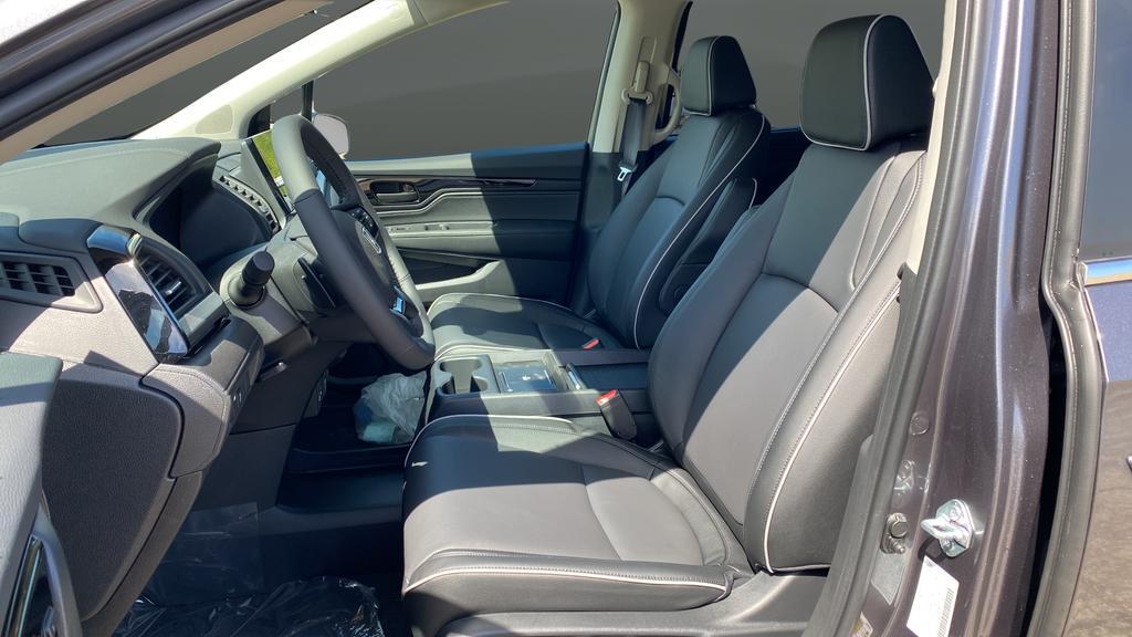 new 2026 Honda Odyssey car, priced at $46,051