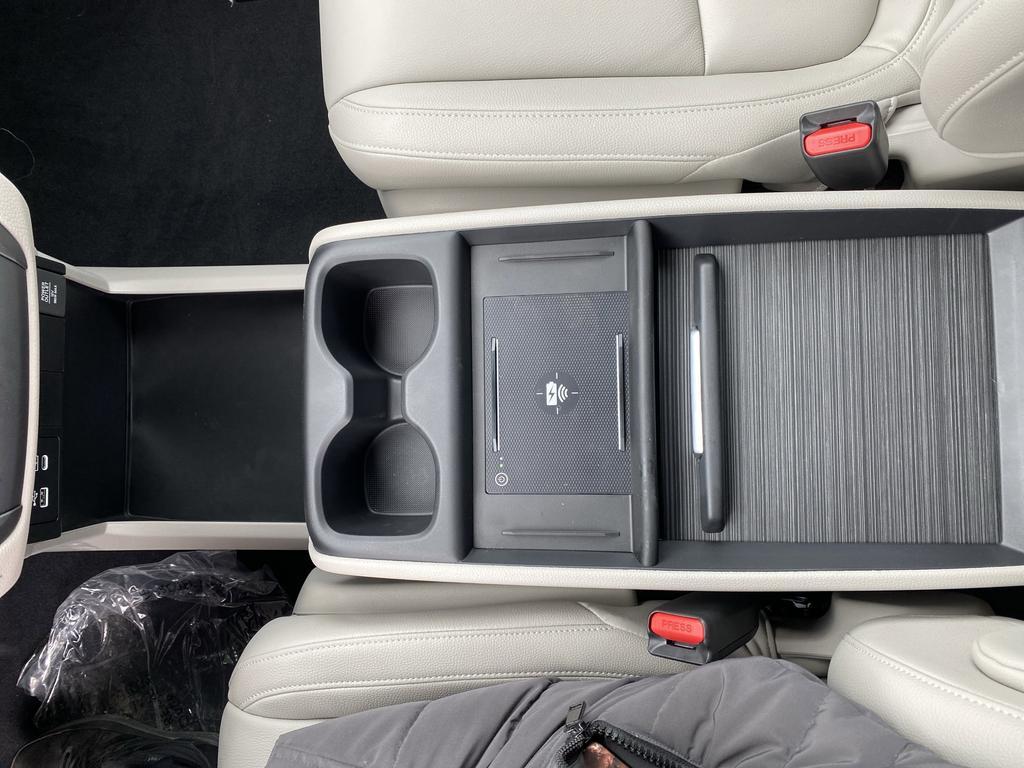 new 2026 Honda Odyssey car, priced at $42,076