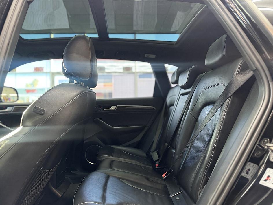 Audi Q5 view 21