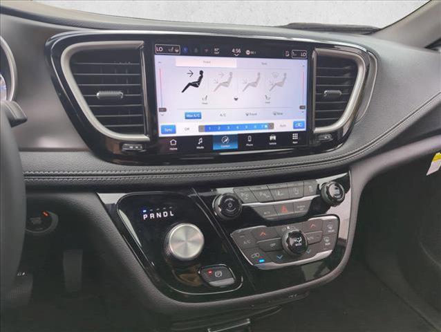 used 2025 Chrysler Pacifica car, priced at $41,711