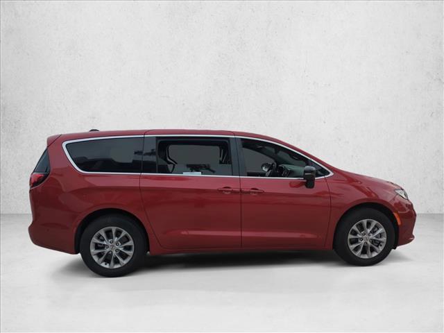 used 2025 Chrysler Pacifica car, priced at $41,711