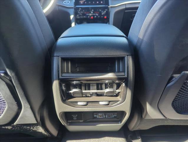 used 2023 Jeep Grand Cherokee car, priced at $31,322
