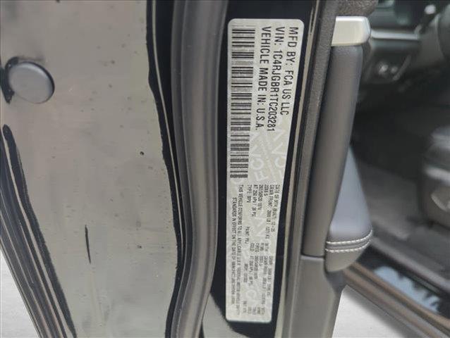 new 2026 Jeep Grand Cherokee car, priced at $48,805