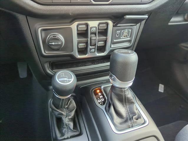 new 2026 Jeep Gladiator car, priced at $36,140