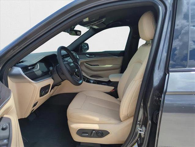 new 2025 Jeep Grand Cherokee L car, priced at $38,992