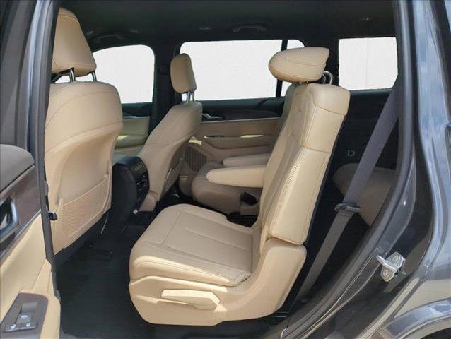 new 2025 Jeep Grand Cherokee L car, priced at $38,992