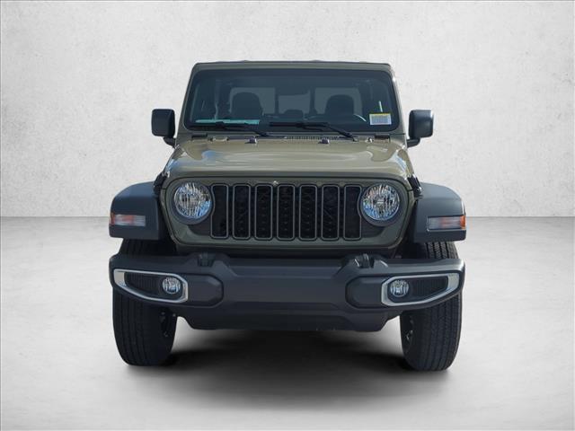 new 2026 Jeep Gladiator car, priced at $36,676