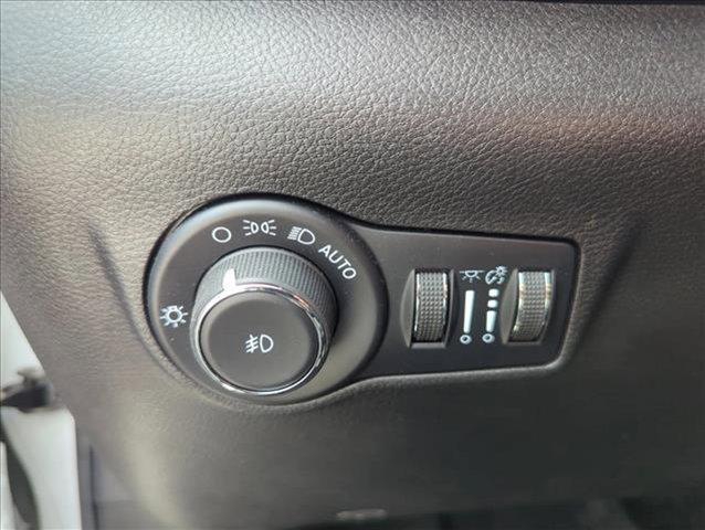 used 2022 Jeep Compass car, priced at $17,491