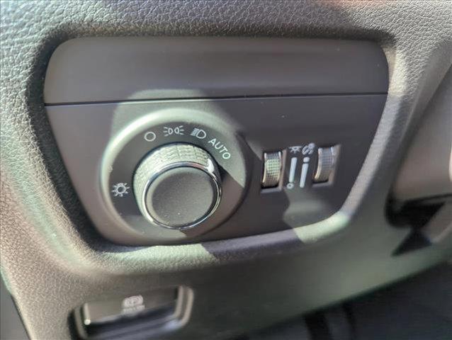 new 2025 Jeep Grand Cherokee car, priced at $34,866