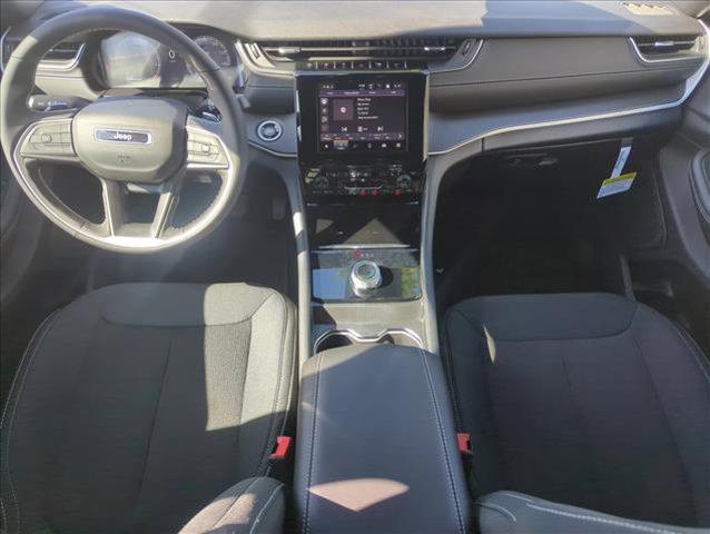 new 2025 Jeep Grand Cherokee car, priced at $33,284