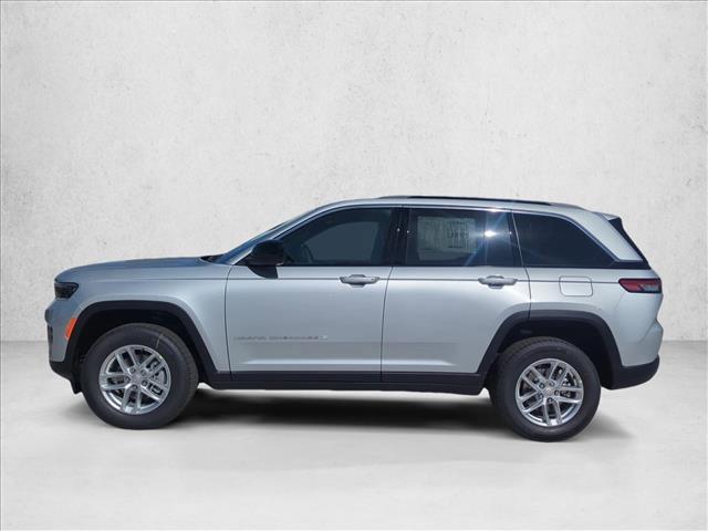 new 2025 Jeep Grand Cherokee car, priced at $33,284