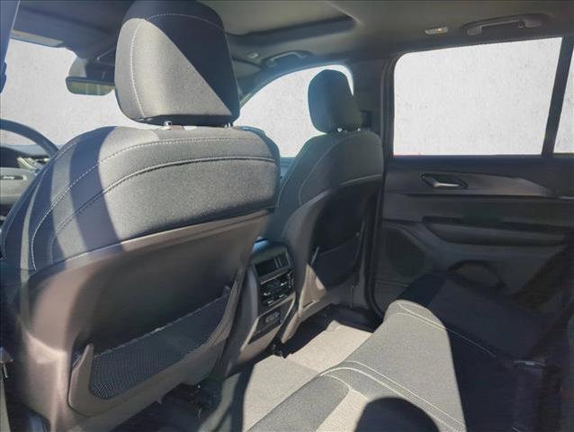 new 2025 Jeep Grand Cherokee car, priced at $33,284