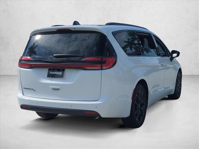 new 2026 Chrysler Pacifica car, priced at $45,905