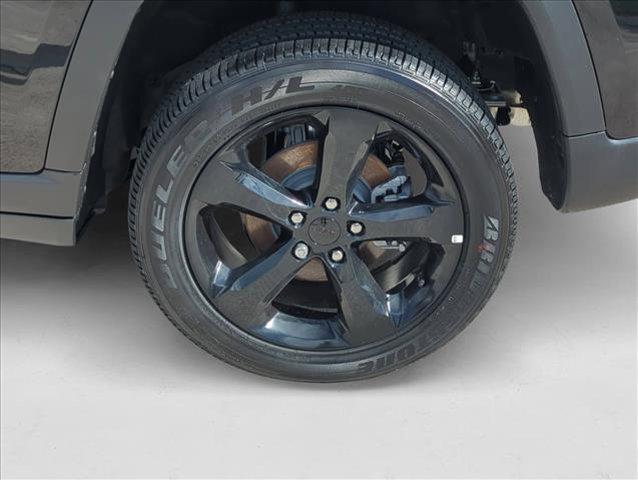 new 2025 Jeep Grand Cherokee car, priced at $37,353