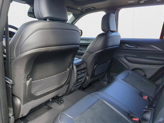 new 2025 Jeep Grand Cherokee car, priced at $37,353