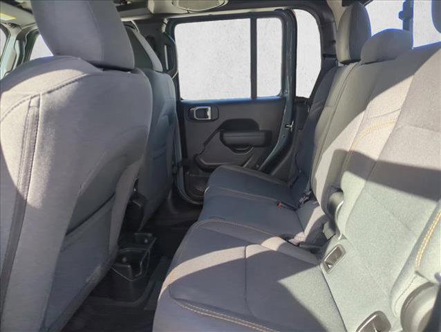 new 2026 Jeep Gladiator car, priced at $39,426