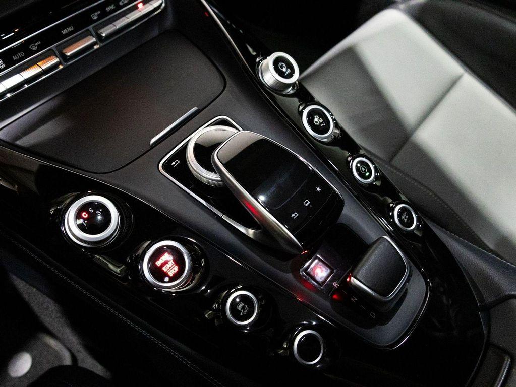 Mercedes-Benz AMG GT view 41