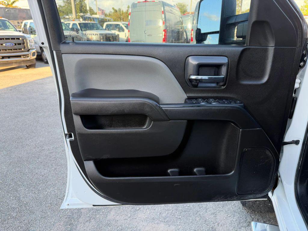 used 2017 GMC Sierra 2500 car, priced at $14,900