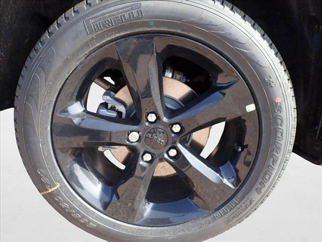 new 2025 Jeep Grand Cherokee car, priced at $50,547