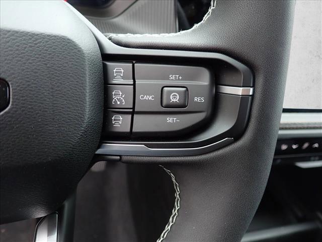 new 2026 Jeep Cherokee car, priced at $42,991