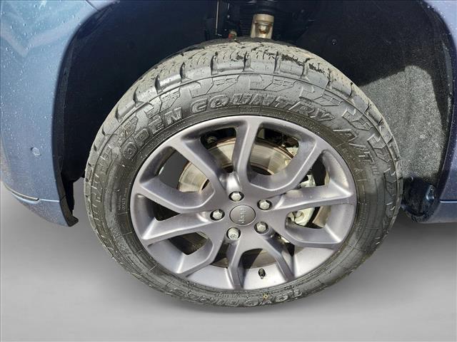 used 2021 Jeep Grand Cherokee car, priced at $27,279