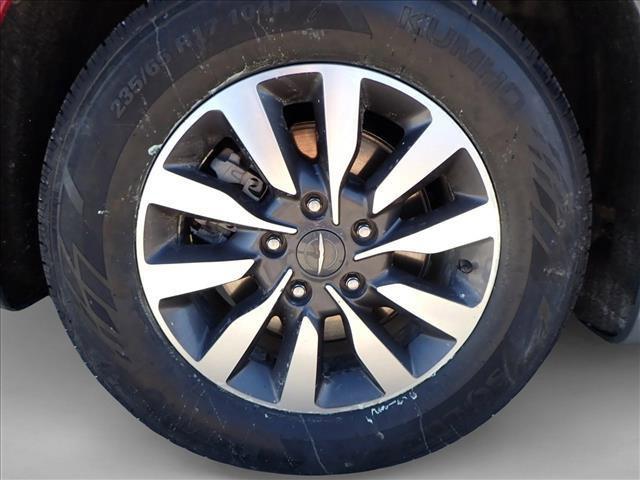 used 2022 Chrysler Pacifica Hybrid car, priced at $20,599