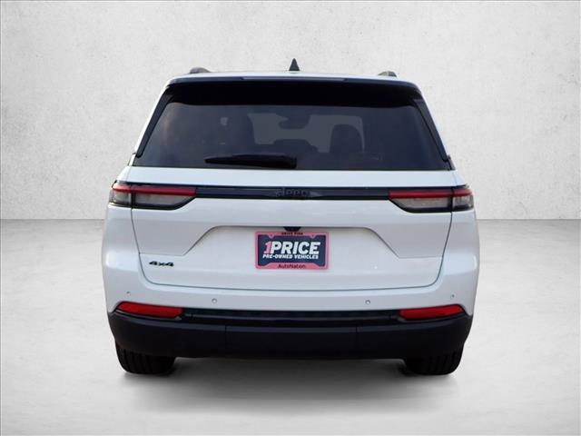 used 2024 Jeep Grand Cherokee car, priced at $25,824