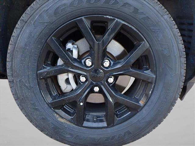 used 2024 Jeep Grand Cherokee car, priced at $25,824