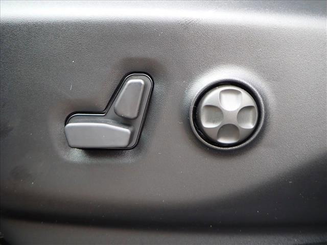 new 2026 Chrysler Pacifica car, priced at $57,284