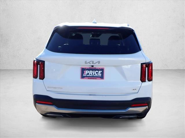 used 2024 Kia Sorento car, priced at $24,999