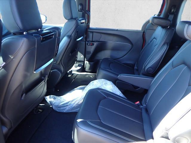 new 2026 Chrysler Pacifica car, priced at $48,889