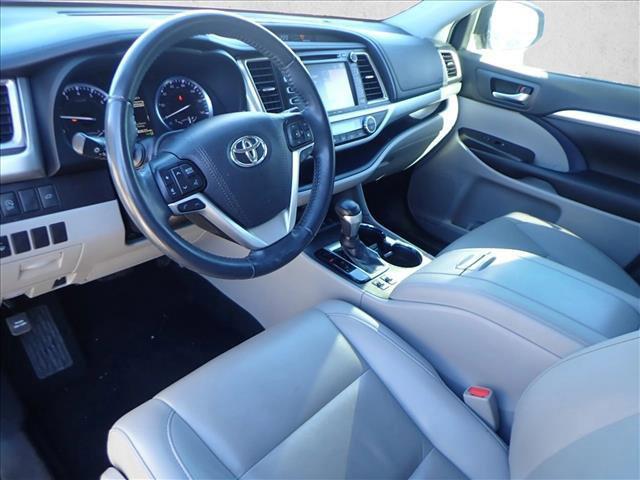 used 2019 Toyota Highlander car, priced at $25,499